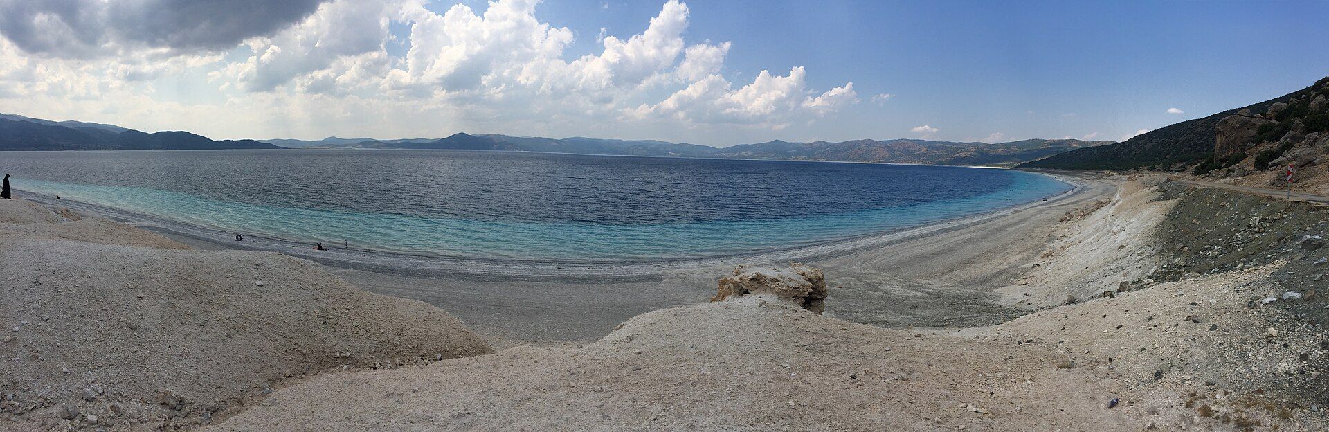 Lake Salda's clear blue water and pale shore